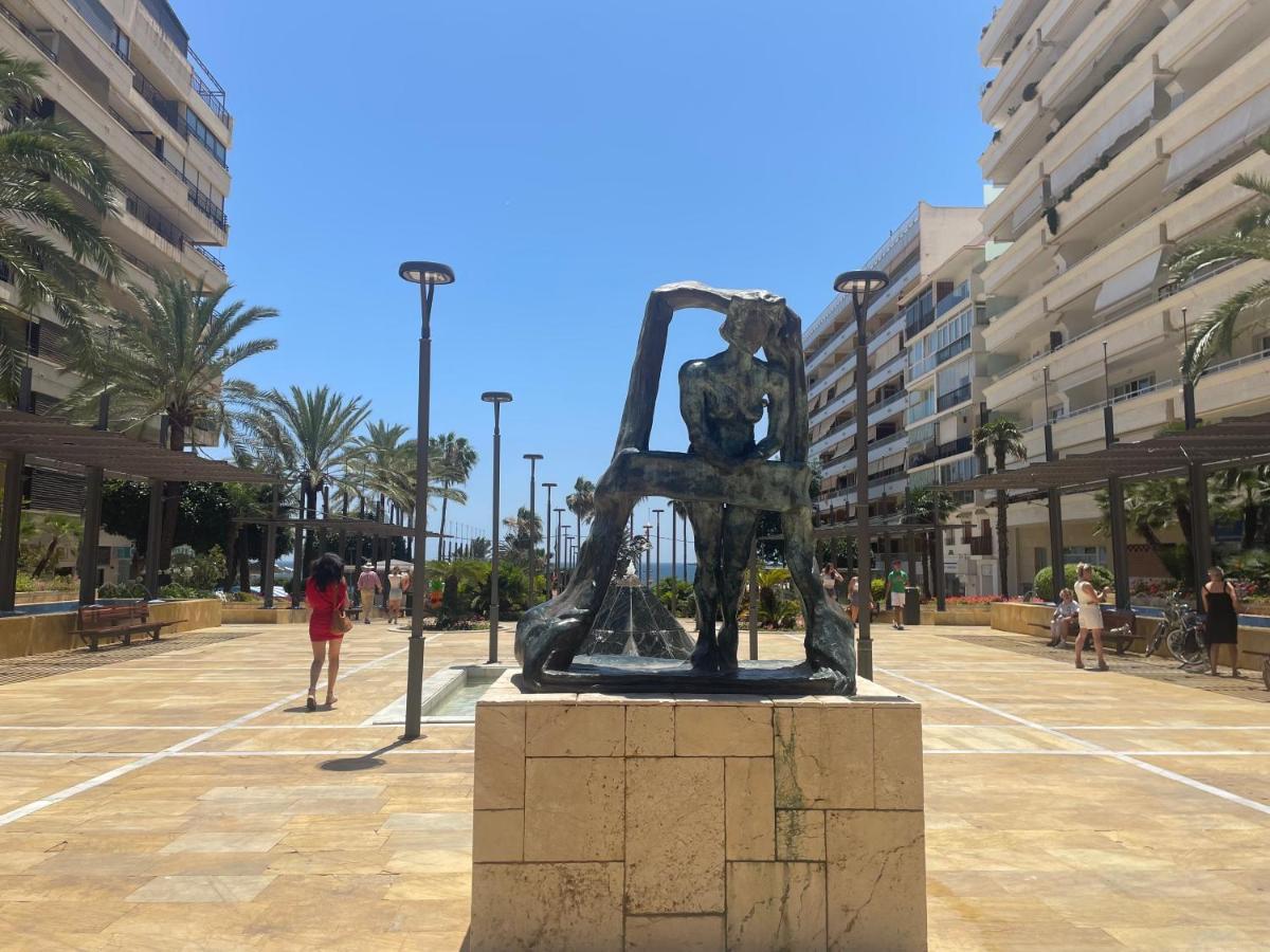 Marbella Centre Beachfront & Pool ภายนอก รูปภาพ