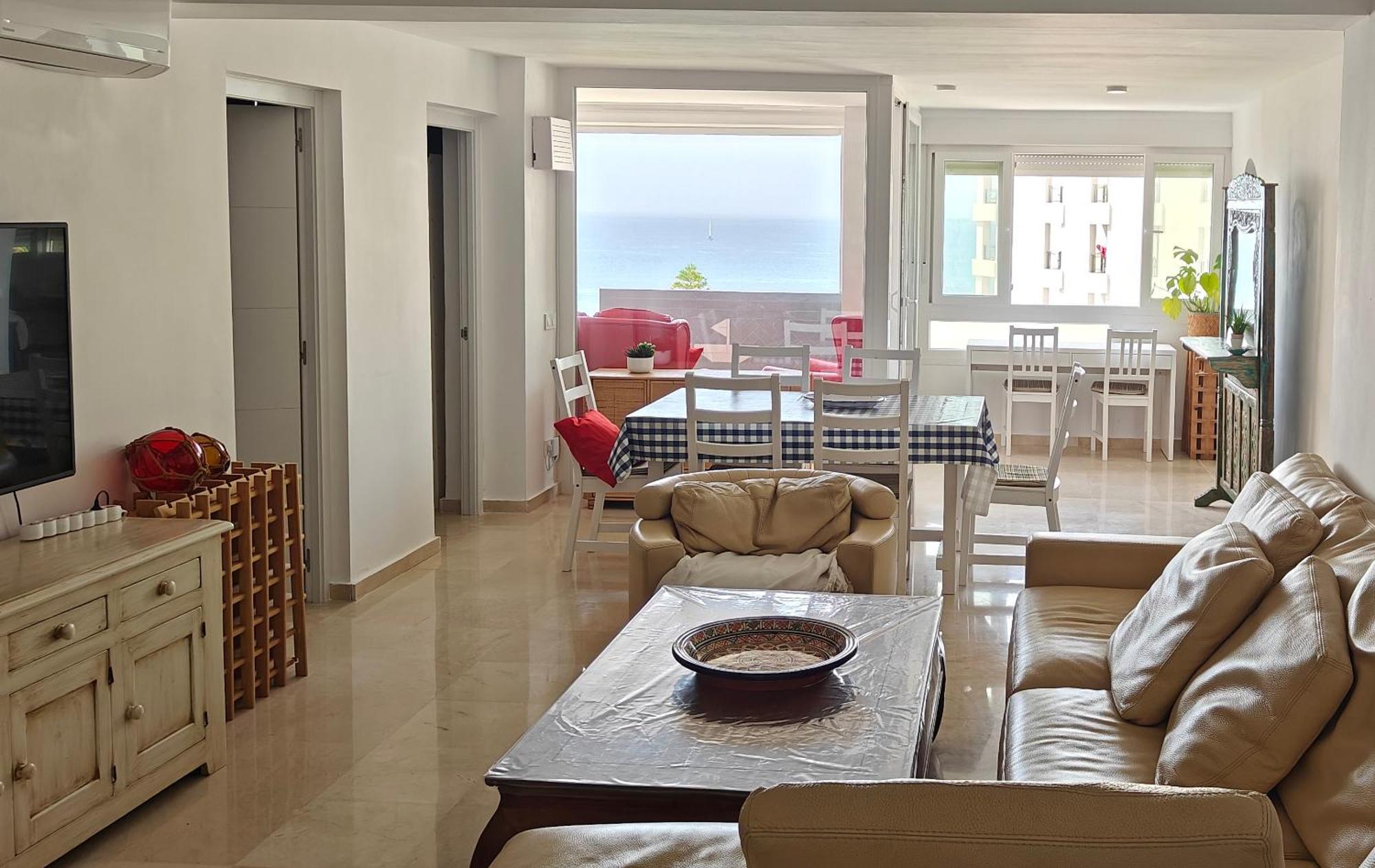 Marbella Centre Beachfront & Pool ภายนอก รูปภาพ