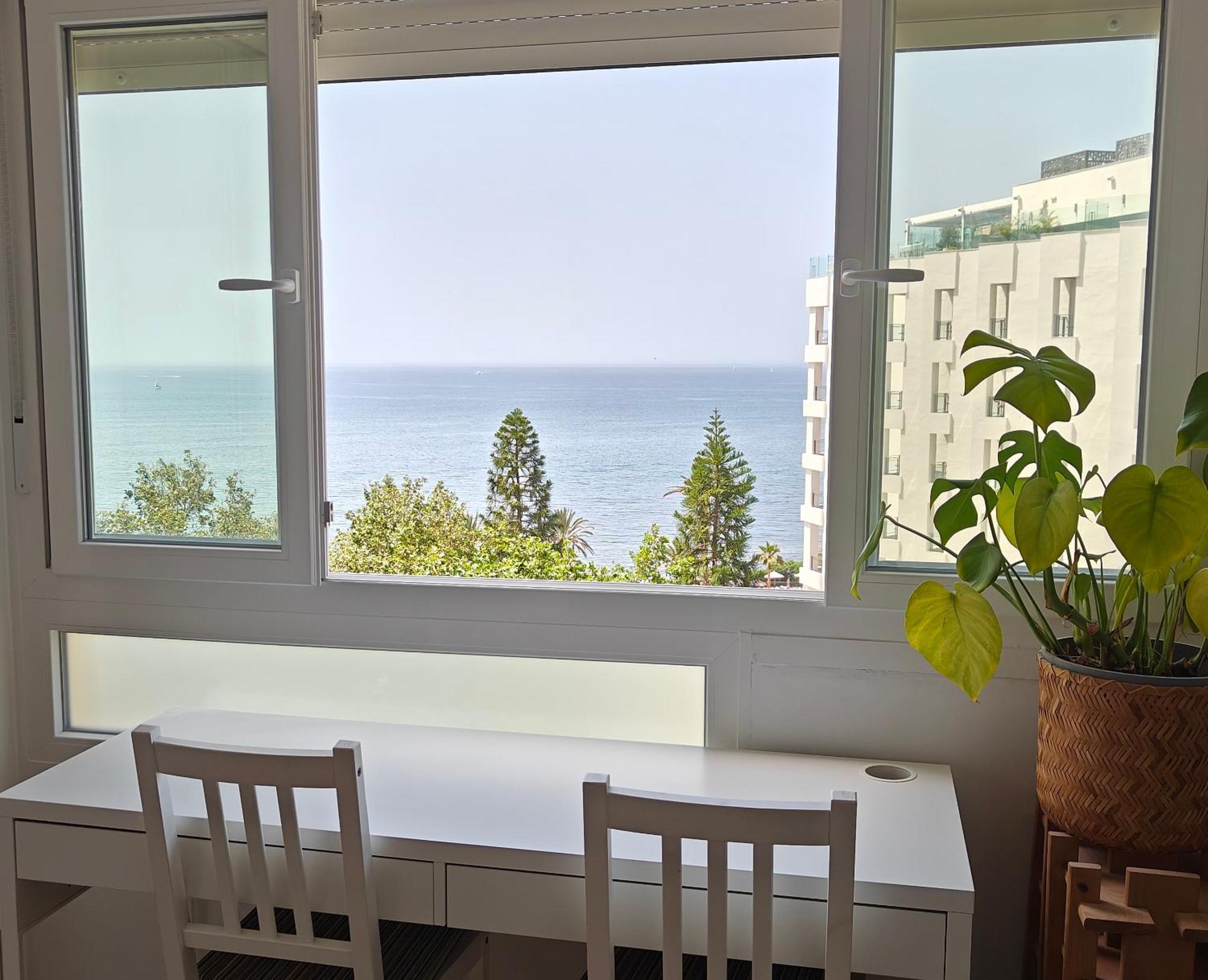 Marbella Centre Beachfront & Pool ภายนอก รูปภาพ